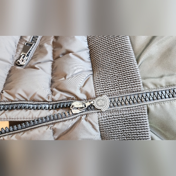 Moncler coat - Picture 7 of 7